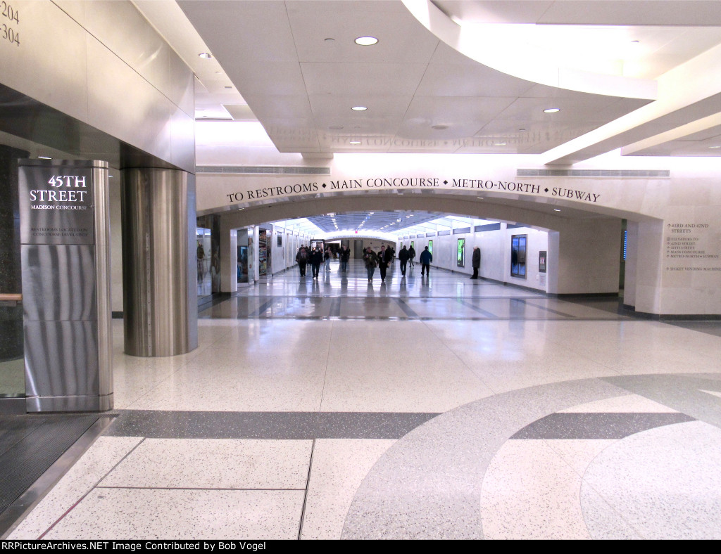 Grand Central Madison welcome sign